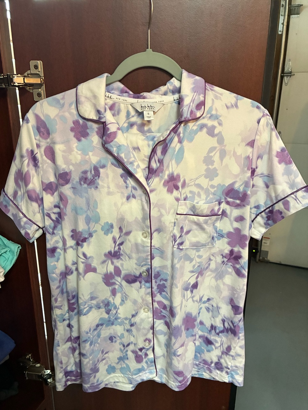 Women’s Nicole Miller Floral Purple & Lavender Short Sleeve Pajama Set Size S